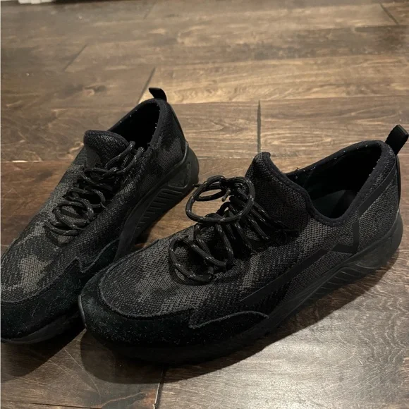 Diesel men’s sneakers - NWOT - Sz 12.5 Diesel | Shoes | Diesel Mens Sneakers Nwot Sz 25 | Poshmark main image 3